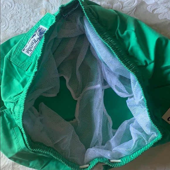 NWT Mens swim trunks - Picture 6 of 7